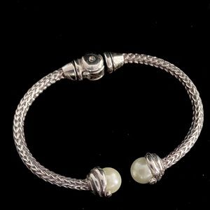 Brighton Open Hinge Bangle with white pearls